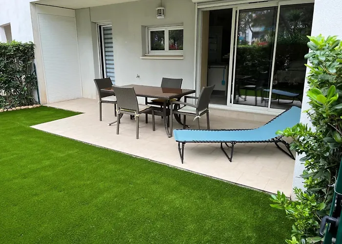 Saint-Raphael, Boulouris, F2 Dans Belle Residence 3 Piscines, Proche Bord De Mer