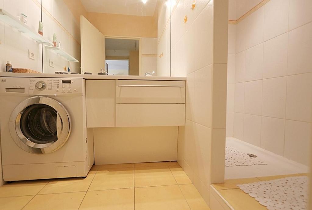 Apartment Saint-raphael, Boulouris, F2 Dans Belle 3 Piscines, Proche Bord De