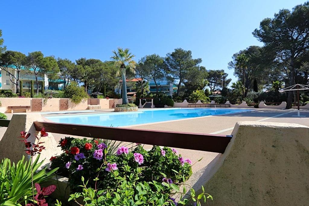 Saint-raphael, Boulouris, F2 Dans Belle 3 Piscines, Proche Bord De Apartment *